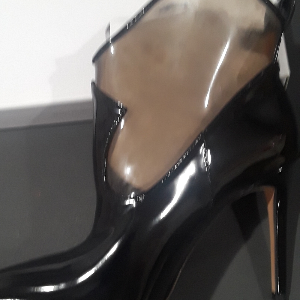 Jessica Simpson ankle boots